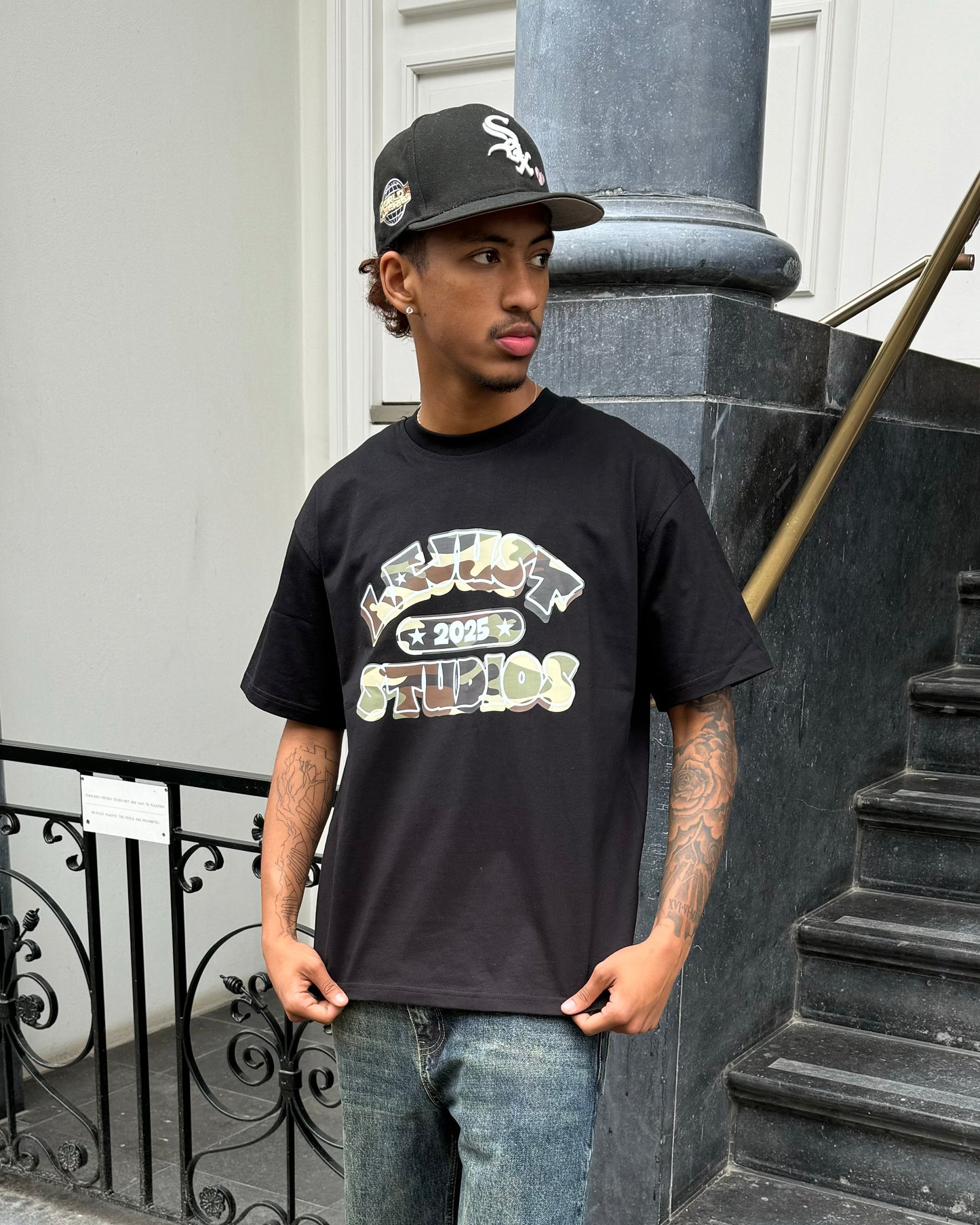 Le Just Studios Tee - Black/Camo