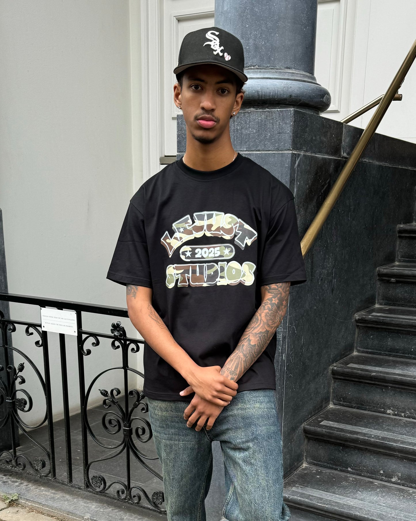 Le Just Studios Tee - Black/Camo