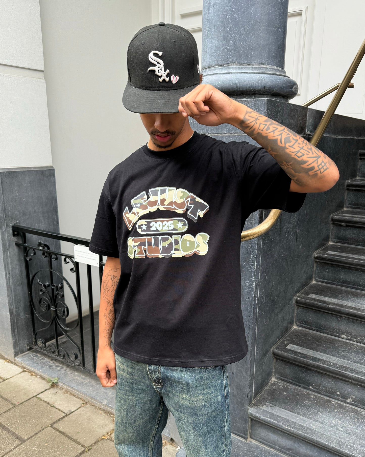 Le Just Studios Tee - Black/Camo