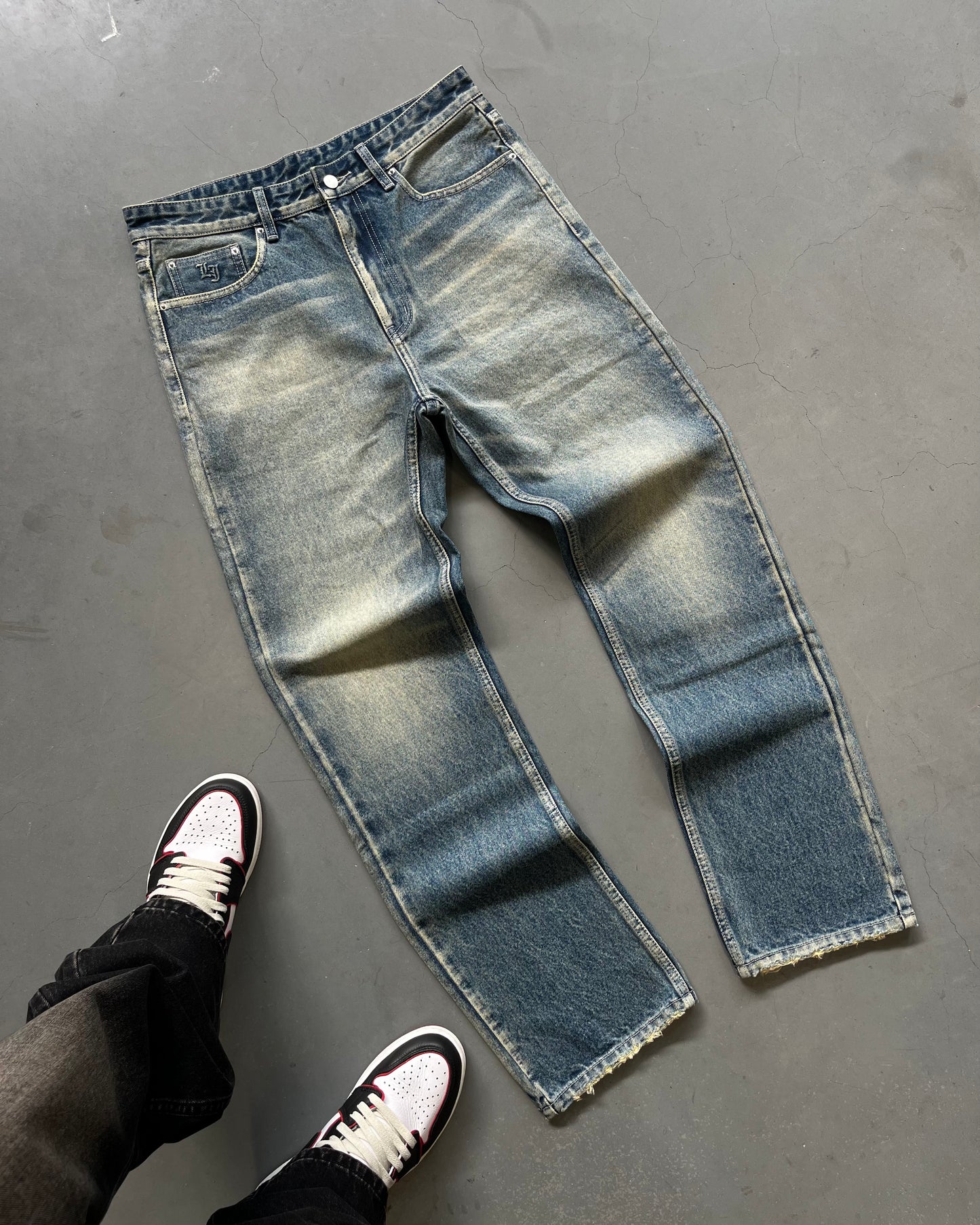 Embossed Blue Washed Jeans
