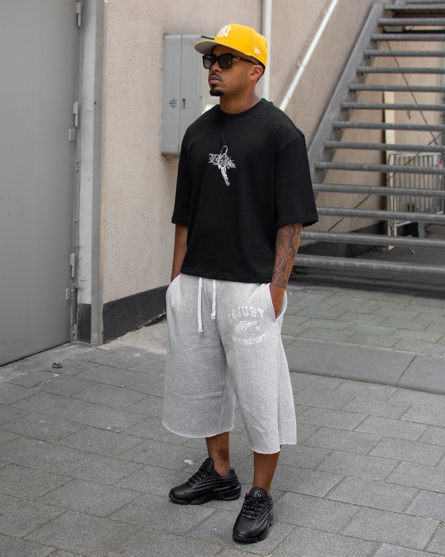 KEYS Tee - Black